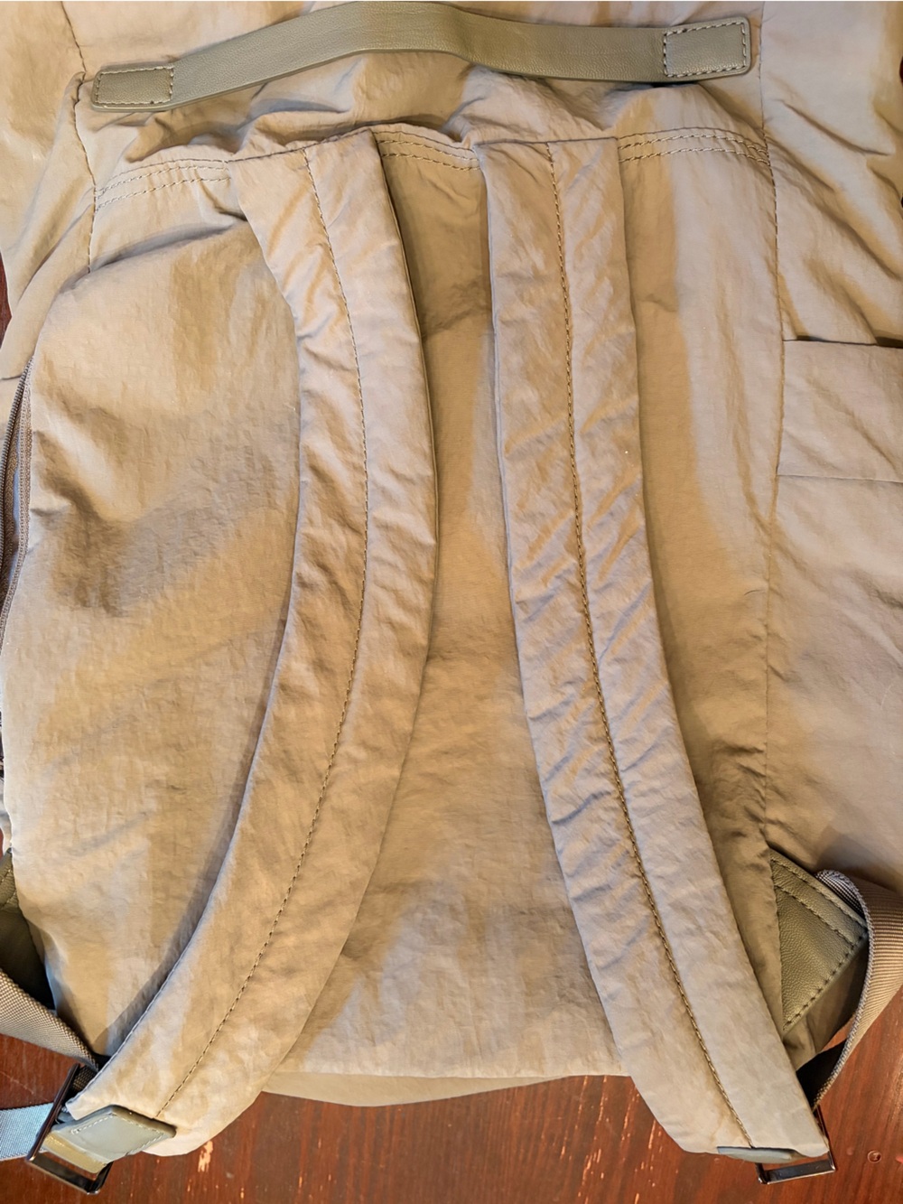 Lululemon Crosspaths Rucksack Grey - Picture 4 of 8